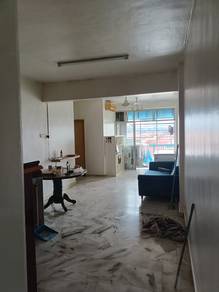 Apartment For Sale in Greenview Apartments