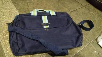Alan Delon Slingbag/ Body Cross Bag