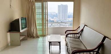 Condominium For Sale in University Place (Plaza Ivory)