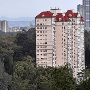 Condominium For Sale in Le Chateau