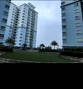 Apartment For Sale in Desa Impiana