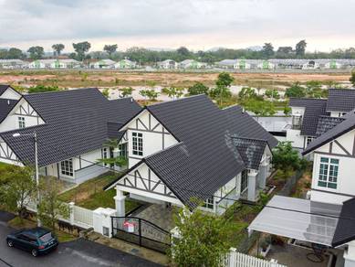 Bungalow House For Sale in Bemban,MLK