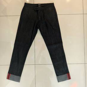 *Black Long Jeans*
