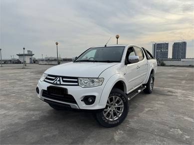 Mitsubishi Triton VGT GS in Bandar Puteri Puchong, SGR