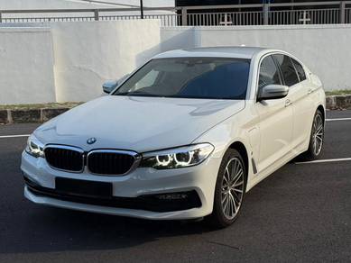 BMW 530e 30e SPORT in Bandar Puteri Puchong, SGR