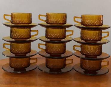 Vintage amber cup saucer 12
