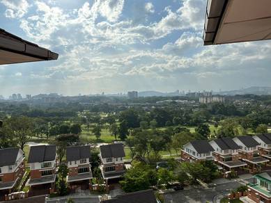 Condominium For Rent in Green Acre