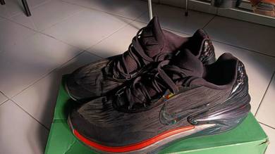 Nike basketball shoe