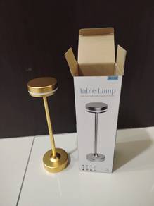 Kaison table lamp