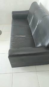 3 seated used sofas for sale in Bayan Baru Penang