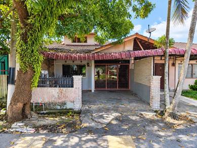 1-storey Terraced House For Sale in Simpang Ampat,PNG