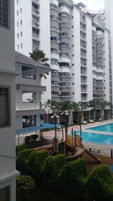 Condominium For Rent in De Tropicana