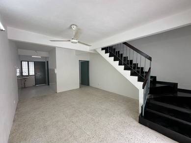 2-storey Terraced House For Sale in Gombak,SGR