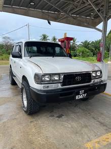 Toyota Land Cruiser HJ60 GX in Shah Alam, SGR