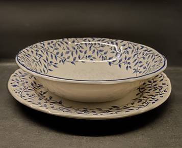 Vintage Claytan Blue leaf pattern bowl and plate