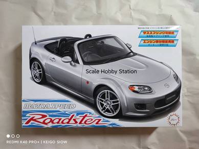 Fujimi 1:24 Mazdaspeed Roadster (Engine details)
