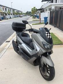 Yamaha NMAX