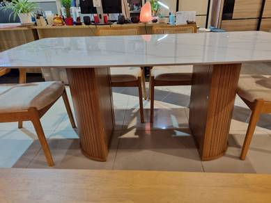 1+4+Bench Dining set (ceramic top)