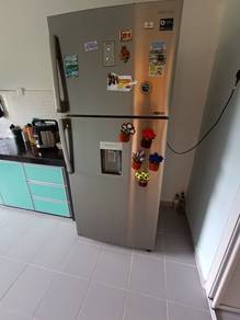 Samsung refrigerator 
