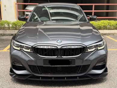 BMW 330i 30i M SPORT in Desa Petaling, KUL