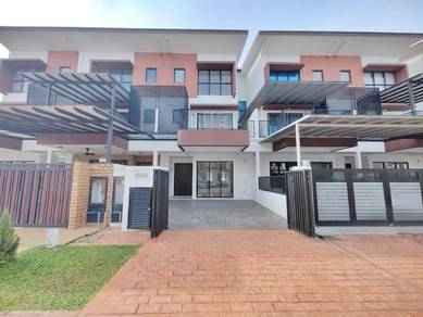 3-storey Terraced House For Sale in Puchong,SGR