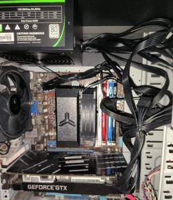 Old gaming desktop computer 