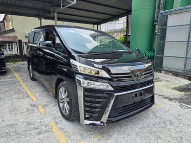 Toyota Vellfire GOLDEN EYES II in Damansara Kim, SGR