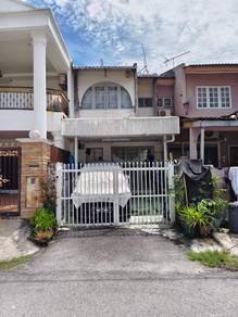 2-storey Terraced House For Sale in Gombak,SGR