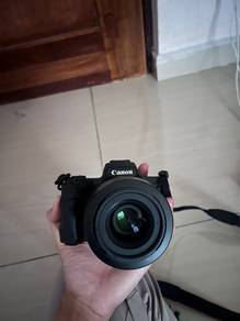 Canon M50