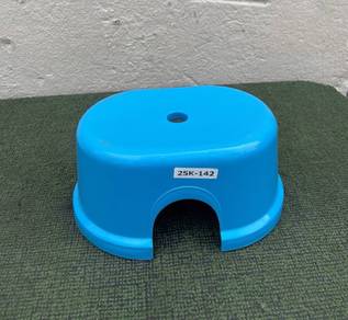 YD56BT Bangku Plastik Anti Slip Plastic Stool