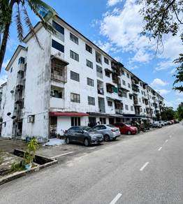 Flat For Sale in Taman Merak Jaya