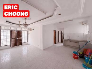 Apartment For Sale in Tanjung Court