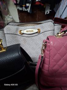 prelove like new guess bag