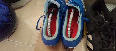 kasut bola adidas predator