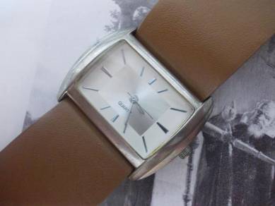 Unbranded watch
