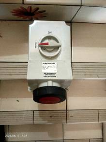 Mennekes 5110A (63A, 4-Pole, IP67 Interlock)