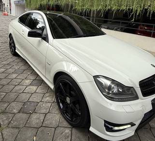 Mercedes Benz C180 180 BlueEFCY CGI SPRTPCK (CBU) in Kenny Hills, KUL