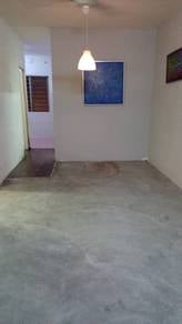 Flat For Rent in Pangsapuri Teratai L8