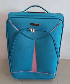 Luggage Artistry sz20"