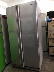 Samsung side by side door fridge Peti Sejuk Ais
