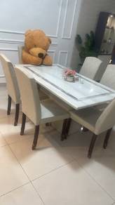 6 seater Dinning Table