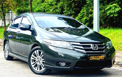 Honda City E in Ayer Itam, PNG