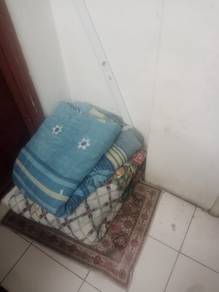 Toto Narita ada empat