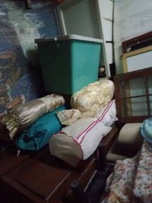 bantal peluk