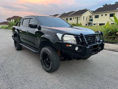 2015 Nissan Navara V