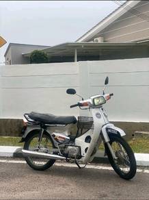 Honda C100