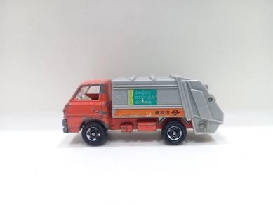 Vintage Tomica Mitsubishi Canter Refuse Garbage Tr