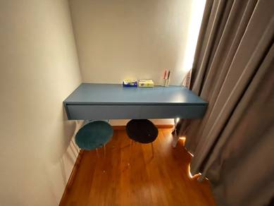Floating Study Desk with 2 Upholstered Stools (Set