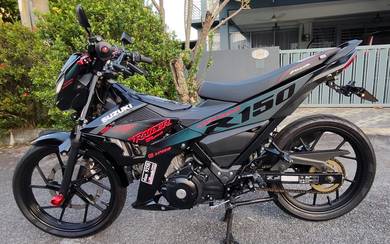 Suzuki Raider R150