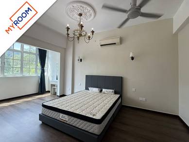 Room in Bayan Lepas, PNG